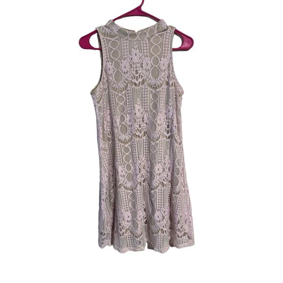 ANDREE BY UNIT Dresses & Skirts - Andree by UNIT Purple Lace Shift Dress Size Small